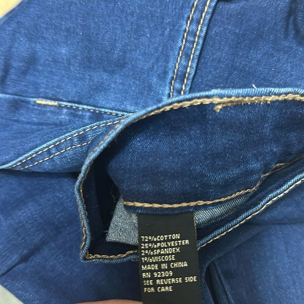 DG2 by Diane Gilman New Classic Stretch Denim Tall Trouser Jean NWT Size 6T - Picture 8 of 10